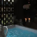 Anton & Cilli Hideaway Chalet