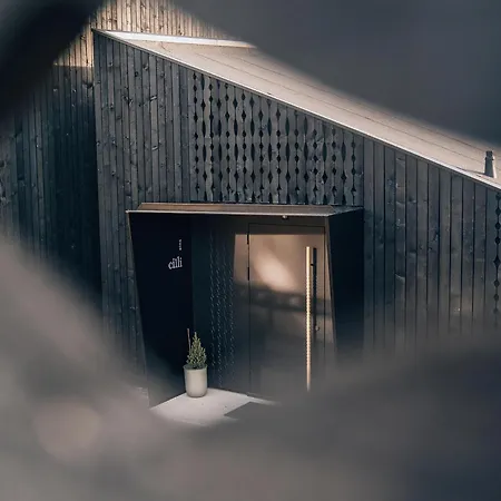 Anton & Cilli Hideaway *